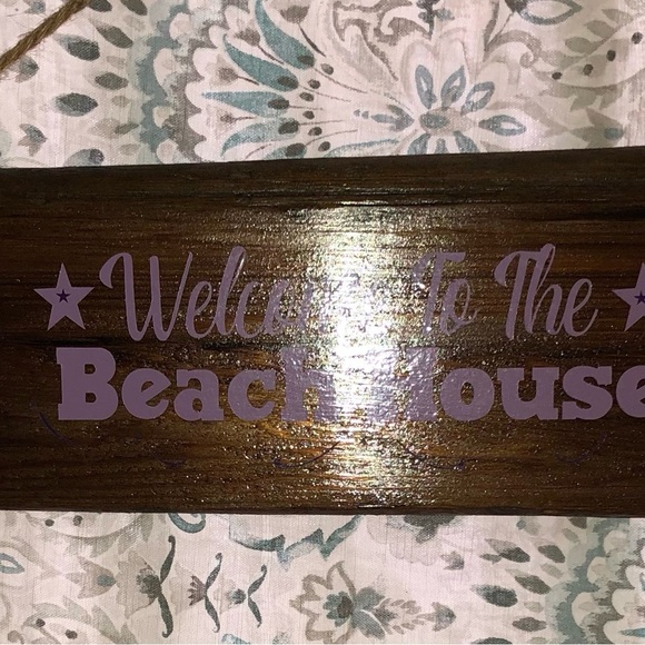 Cedar driftwood sign . Welcome to the beach house. Varnished —new - Picture 3 of 8